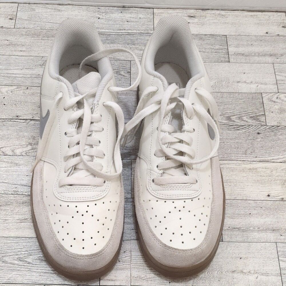 Nike Court Vision Men’s Low Top Lace-Up Sneakers White/Gray Gum Sole HV2530-100